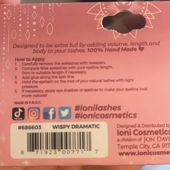 Pair (2) of Ioni 3D FAUX Mink Lashes new in package - Picture 6 of 6